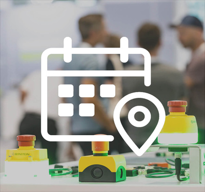 Messebild mit einer Mitarbeiterin auf dem BERNSTEIN Messestand