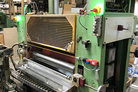 Retrofit of a laminating line with modern safety products from BERNSTEIN