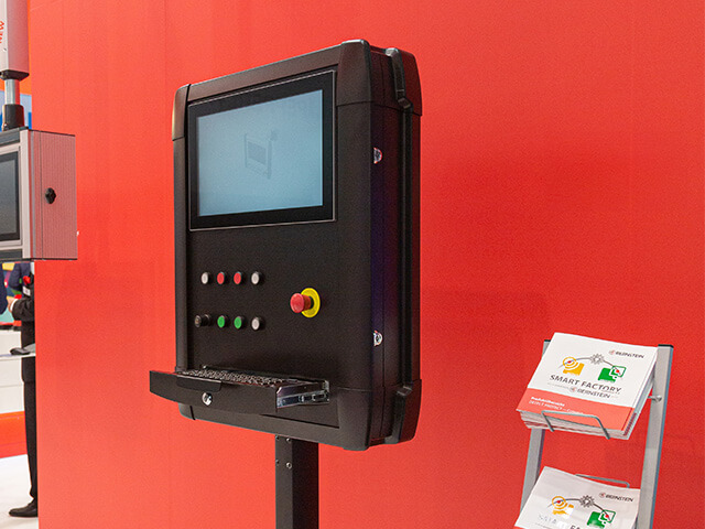 Bediengehäuse / Steuergehäuse CC-5000 mit ausziehbarem Tastaturfach