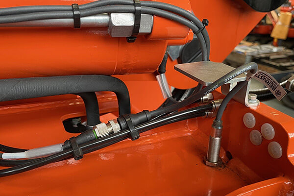 Use of inductive safety sensors on a loading crane