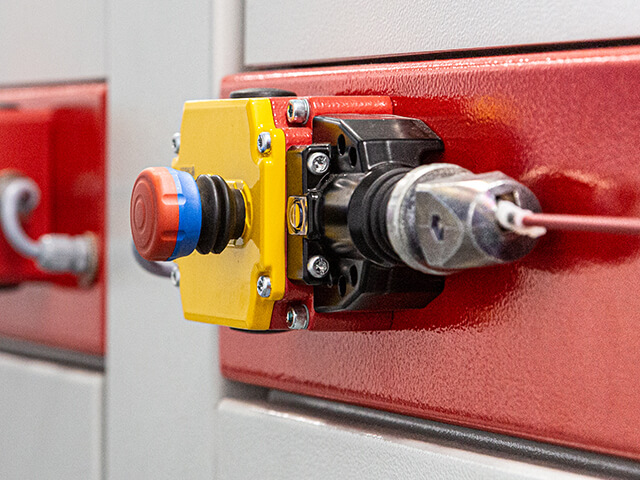 BERNSTEIN safety technology:SRM safety rope pull switch with emergency stop button