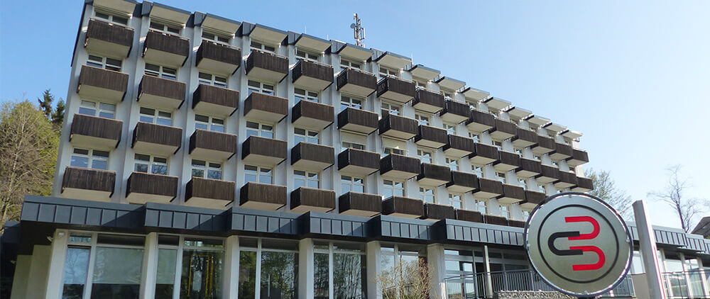 BERNSTEIN Geschichte: Das heutige Hauptwerk der Firma BERNSTEIN in Porta Westfalica-Hausberge.