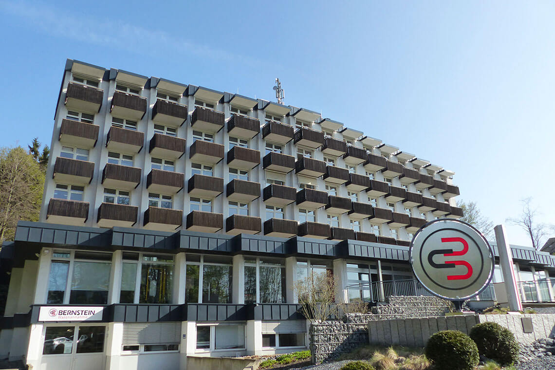 BERNSTEIN locations: photograph of the front view of the headquarters in Porta Westfalica, Germany.